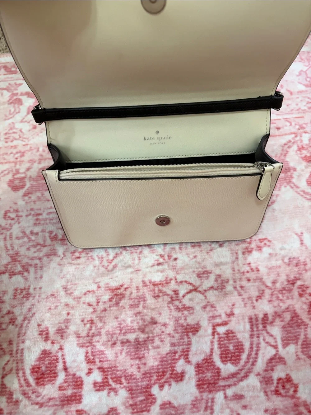 kate spade Two-Tone Gray and Cream Leather Chain Shoulder Bag